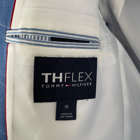 Tommy Hilfiger Boys 8-20 Windowpane Jacket - Picture 4 of 8